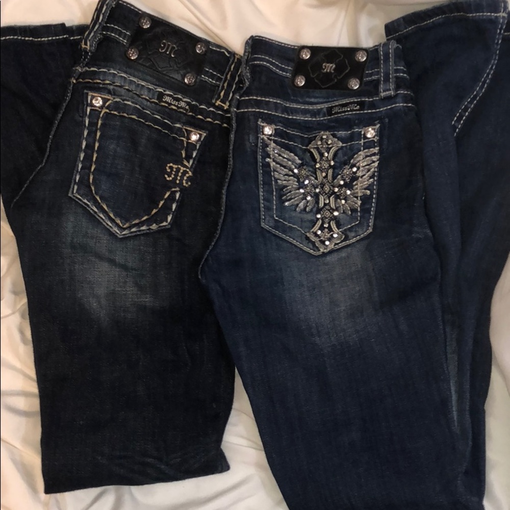 2 pairs of miss me jeans!!